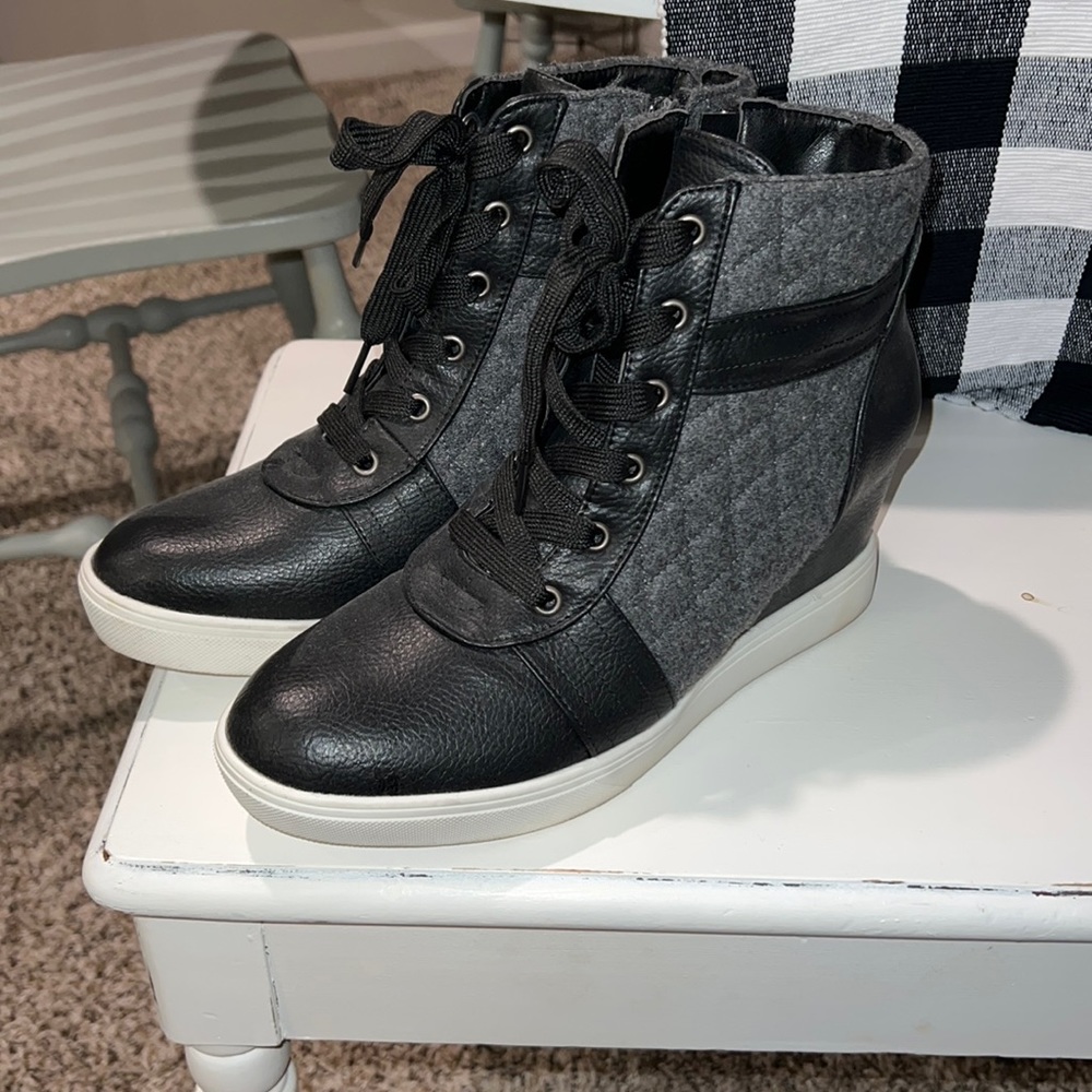 Sneaker boot wedges
